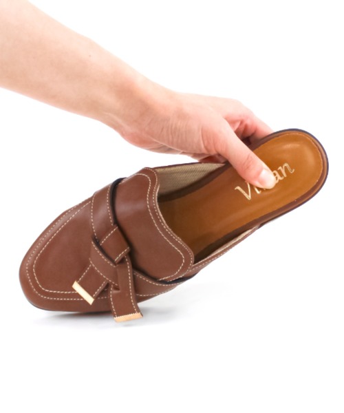 VIVIAN（ヴィヴィアン）の「スクエアトゥノットデザインベルトスリッパミュール（パンプス・レディース・ブラック/ブラウン/グレー系その他7/アイボリー・S/M/L/LL）」の18枚目の写真