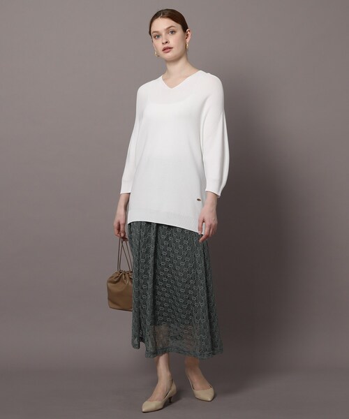 DRESSTERIOR(ドレステリア)の「◆【洗える】Vネックコクーンホールガーメント(R)ニット(ニット/セーター・レディース・ホワイト/ブラック/グリーン・38/36/34)」の17枚目の写真