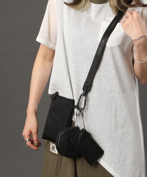 AVIREX（アヴィレックス）の「【直営店限定】PASS CASE/ パスケース（パスケース・レディース・ブラック・FREE）」の5枚目の写真