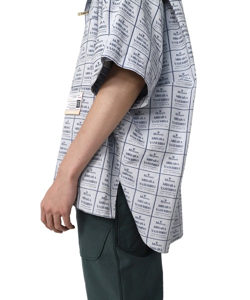 Maison MIHARA YASUHIRO（メゾンミハラヤスヒロ）の「MMY Tag Half Sleeve Shirt（シャツ/ブラウス・メンズ・ホワイト/ブラック・44/46/48）」の13枚目の写真