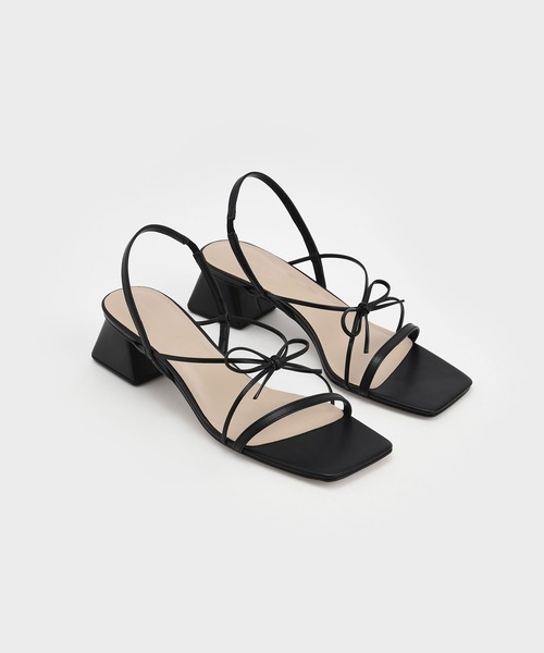 CHARLES & KEITH（チャールズ & キース）の「ストラッピーボウテクスチャード スリングバックサンダル / Strappy Bow Textured Slingback Sandals（サンダル・レディース・ブラック/ターコイズブルー・22.5cm/23cm/23.5cm/24.5cm/25cm/25.5cm/22cm）」の8枚目の写真