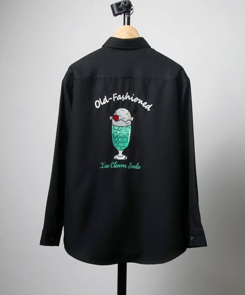 Salong hameu（サロン ハミュー）の「グラフィック背中刺繍シャツ メンズ レディース ユニセックス/長袖レギュラーカラーシャツ（シャツ/ブラウス・メンズ・グレー/ブラック/ホワイト/ブラック系その他/グリーン/ホワイト系その他/ホワイト系その他2/グレイッシュブルー/グリーン系その他/ベージュ/ホワイト系その他3/ブラック系その他2/ブラック系その他3/ブラック系その他4/ブラック系その他5/ブラック系その他6/ブラック系その他7・M/L/LL）」の11枚目の写真