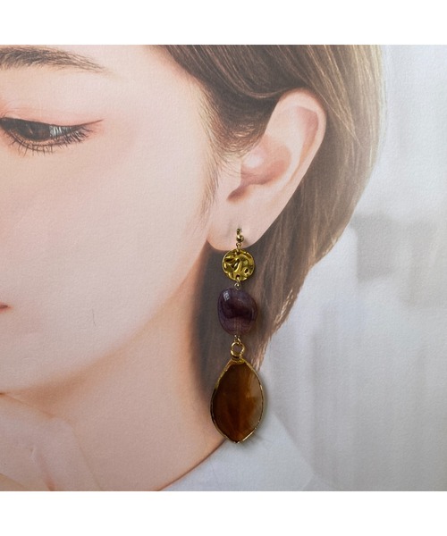 tone(トーン)の「【-lensa-】ガラスリーフで個性派ピアス(MA)(ピアス(両耳用)・レディース・ゴールド・FREE)」の8枚目の写真