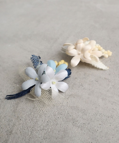 chambre de charme（シャンブルドゥシャーム）の「△cdc レモンとミモザのブローチ（ブローチ/コサージュ・レディース・サックスブルー/アイボリー・FREE）」の5枚目の写真