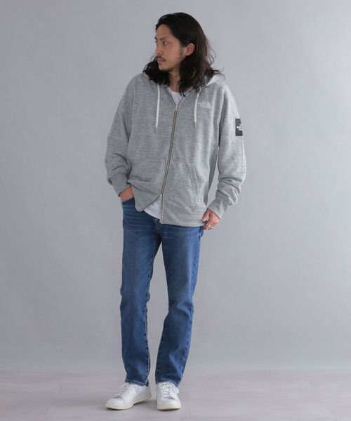 THE NORTH FACE（ザノースフェイス）の「*THE NORTH FACE: スクエア ロゴ スウェット ジップ パーカ（パーカー・メンズ・ブラック/グレー・LARGE/MEDIUM/X-LARGE）」の3枚目の写真