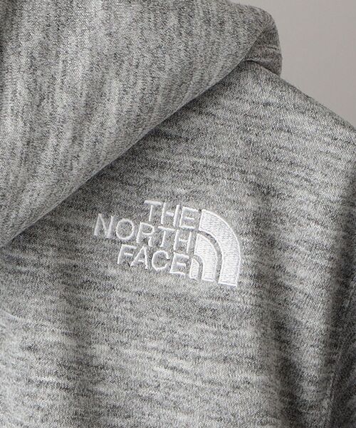 THE NORTH FACE（ザノースフェイス）の「*THE NORTH FACE: スクエア ロゴ スウェット ジップ パーカ（パーカー・メンズ・ブラック/グレー・LARGE/MEDIUM/X-LARGE）」の18枚目の写真