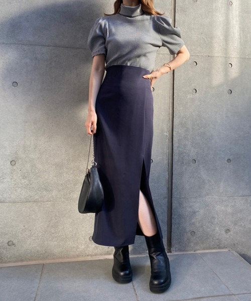 one after another NICE CLAUP（ワンアフターアナザーナイスクラップ）の「タートルネックイニシャルテレコトップス（Tシャツ/カットソー・レディース・ブラック/オフホワイト/ブラック系その他・FREE）」の6枚目の写真