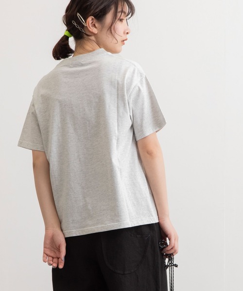 POU DOU DOU（プードゥドゥ）の「カラーネームプリントTee（Tシャツ/カットソー・レディース・オフホワイト/ライトグリーン/ダークグレー/オートミール・3）」の14枚目の写真