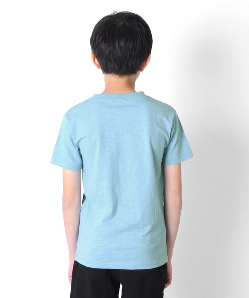 GLAZOS（グラソス）の「スラブ天竺・グラデーションプリント刺繍ロゴVネック半袖Ｔシャツ（Tシャツ/カットソー・キッズ・ブルー/オレンジ/グリーン・150cm/130cm/160cm/170cm/140cm）」の9枚目の写真