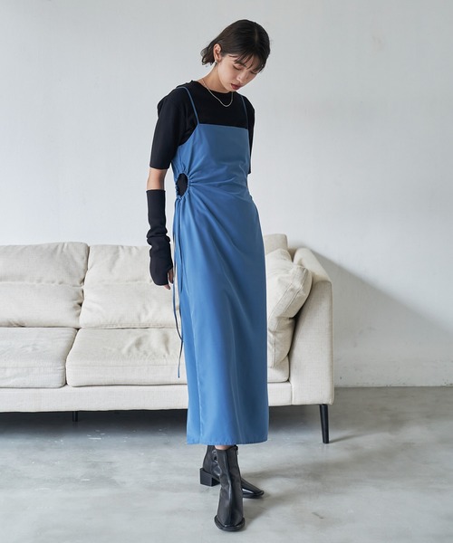 VACANCY(ヴァカンシー)の「サイドオープンサテンキャミワンピース(ワンピース・レディース・ブラック/ブルー/その他・FREE)」の22枚目の写真