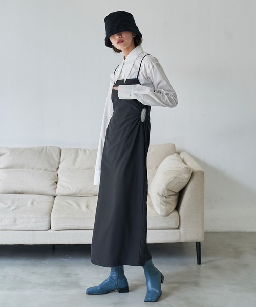 VACANCY(ヴァカンシー)の「サイドオープンサテンキャミワンピース(ワンピース・レディース・ブラック/ブルー/その他・FREE)」の7枚目の写真