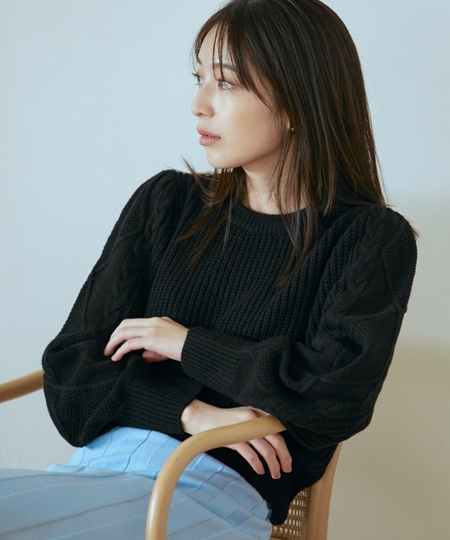 VIS（ビス）の「【洗える】ケーブルボリューム袖ニットプルオーバー【sustainable】（ニット/セーター・レディース・ブラック/グレー/ホワイト系その他/イエロー・FREE）」の3枚目の写真