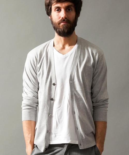 BEAUTY&YOUTH UNITED ARROWS（ビューティーアンドユースユナイテッドアローズ）の「BY スーピマ Vカーディガン◆（カーディガン/ボレロ・メンズ・グレー/コバルトブルー/ネイビー・SMALL/MEDIUM/LARGE/X-LARGE）」の2枚目の写真