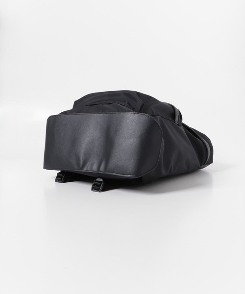 RODE SKO（ロデスコ）の「撥水ナイロンリュック（バックパック/リュック・レディース・ブラック・ONE）」の16枚目の写真