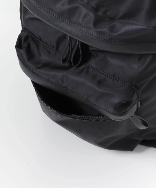 RODE SKO（ロデスコ）の「撥水ナイロンリュック（バックパック/リュック・レディース・ブラック・ONE）」の17枚目の写真