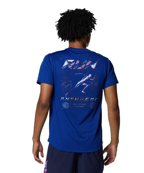UNDER ARMOUR（アンダーアーマー）の「UAランエニウェア メッシュ グラフィック ショートスリーブ Tシャツ（ランニング/メンズ）（Tシャツ/カットソー・メンズ・ブラック/ブルー・S/XL/L/M/XXL）」の6枚目の写真