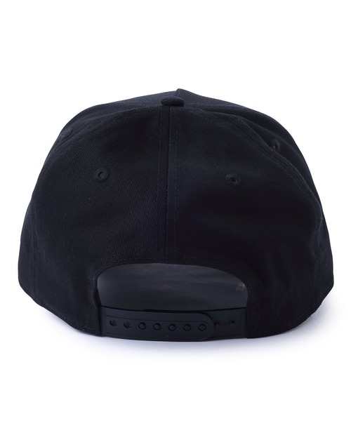 XLARGE(エクストララージ)の「XLARGE x NEWERA WALKING APE SNAPBACK CAP(キャップ・メンズ・ブラック/ネイビー/ブラウン/グリーン・ONE SIZE)」の9枚目の写真