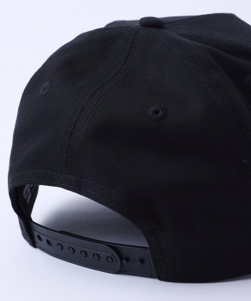 XLARGE(エクストララージ)の「XLARGE x NEWERA WALKING APE SNAPBACK CAP(キャップ・メンズ・ブラック/ネイビー/ブラウン/グリーン・ONE SIZE)」の15枚目の写真