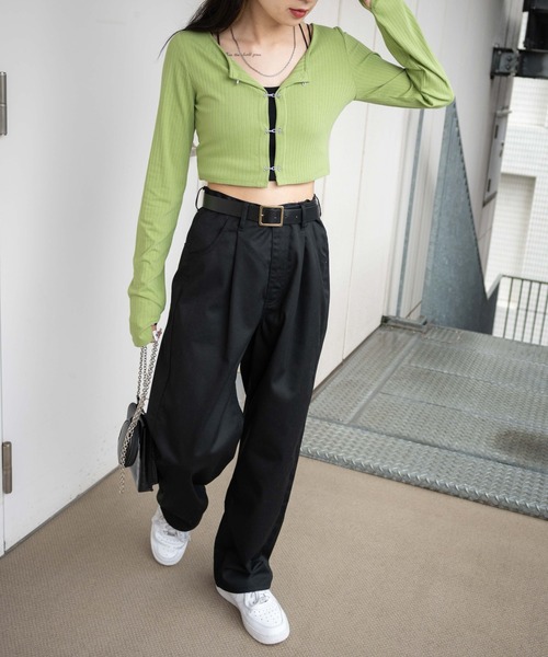 WEGO(ウィゴー)の「WEGO/ベルト付きタックワイドチノパンツ(チノパンツ・レディース・ブラック/ベージュ・FREE)」の12枚目の写真