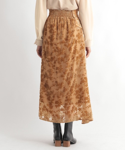 Andemiu（アンデミュウ）の「オパールパイピングスカート169395（スカート・レディース・ブラック/ベージュ/ブルー/イエロー・SMALL/MEDIUM）」の6枚目の写真