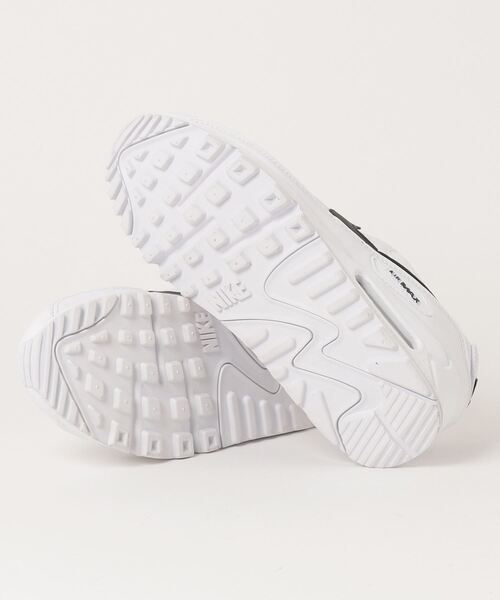 NIKE(ナイキ)の「W AIR MAX 90(スニーカー・メンズ・ホワイト・28.0cm/22.5cm/25.5cm/25.0cm/26.5cm/23.5cm/29.0cm/26.0cm/24.0cm/24.5cm/27.5cm/27.0cm/23.0cm/28.5cm)」の10枚目の写真