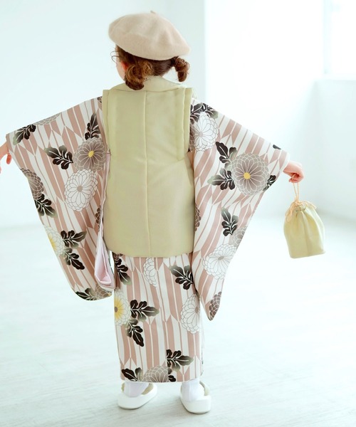 utatane（ウタタネ）の「七五三3歳用被布コートセット ニコ