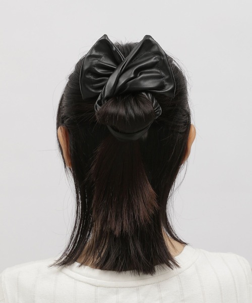 LAKOLE(ラコレ)の「フェイクレザーデフトバン / 171821(その他ヘアアクセサリー・レディース・ブラック/グリーン/サンドグレー・FREE)」の2枚目の写真
