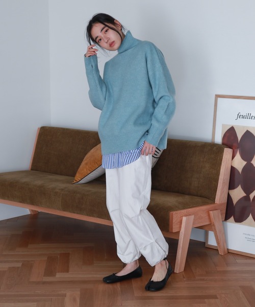 feepur（フェピュール）の「【ハンドウォッシャブル】もちもちハイネックチュニックニット（ニット/セーター・レディース・ピンク/ベージュ/グレー/ブルー/ブラック・MEDIUM）」の14枚目の写真