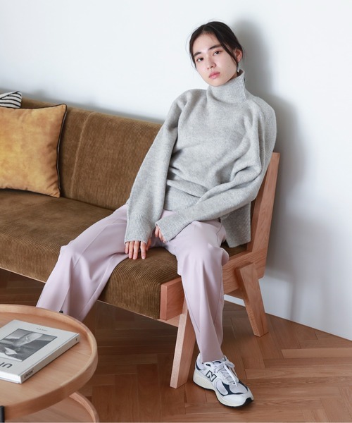 feepur（フェピュール）の「【ハンドウォッシャブル】もちもちハイネックチュニックニット（ニット/セーター・レディース・ピンク/ベージュ/グレー/ブルー/ブラック・MEDIUM）」の22枚目の写真