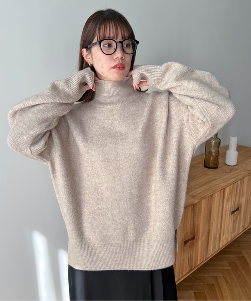 feepur（フェピュール）の「【ハンドウォッシャブル】もちもちハイネックチュニックニット（ニット/セーター・レディース・ピンク/ベージュ/グレー/ブルー/ブラック・MEDIUM）」の21枚目の写真