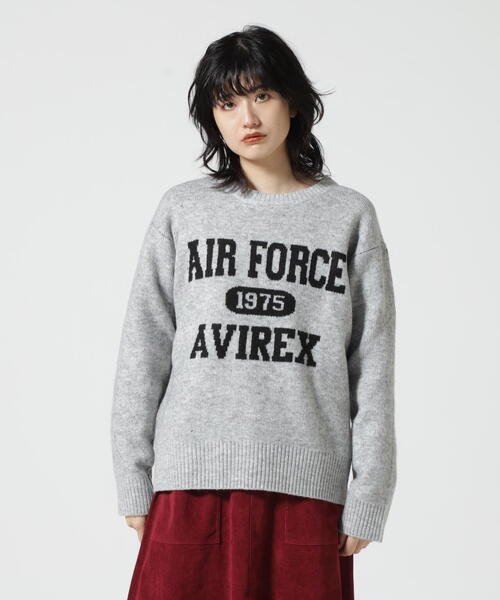 AVIREX（アヴィレックス）の「JACQUARD LOGO KNIT TOPS/ ジャガードロゴニットトップス（ニット/セーター・レディース・グレー/レッド/ネイビー・M/S）」の4枚目の写真