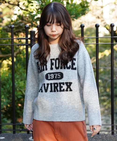 AVIREX（アヴィレックス）の「JACQUARD LOGO KNIT TOPS/ ジャガードロゴニットトップス（ニット/セーター・レディース・グレー/レッド/ネイビー・M/S）」の10枚目の写真