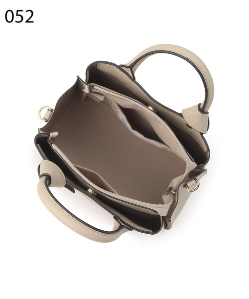 Ober Tashe（オーバータッシェ）の「合皮リボンハンドル２WAYあおりトート（トートバッグ・レディース・ベージュ/ブラック/キャメル/ピンクベージュ/ピンク系・FREE）」の11枚目の写真