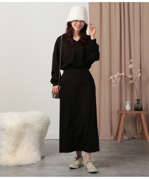 CHILLE（チル）の「ポンチタイトスリットスカート（スカート・レディース・ブラウン/グリーン/ブラック・FREE）」の10枚目の写真