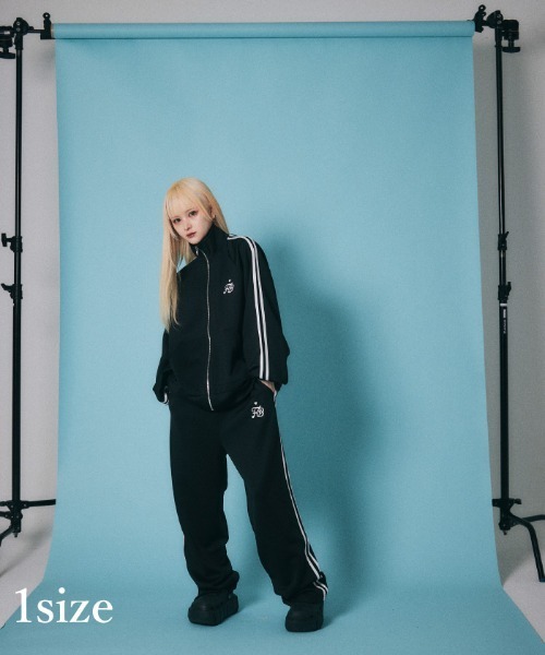 FickleBebe（フィクルベベ）の「ＦＢトラックジャケット（その他アウター・レディース・ホワイト/ブラック/グレー系その他・0/1）」の22枚目の写真
