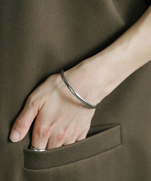 select MOCA（セレクトモカ）の「ドロップバングル（バングル/リストバンド・レディース・シルバー/ゴールド・FREE）」の8枚目の写真