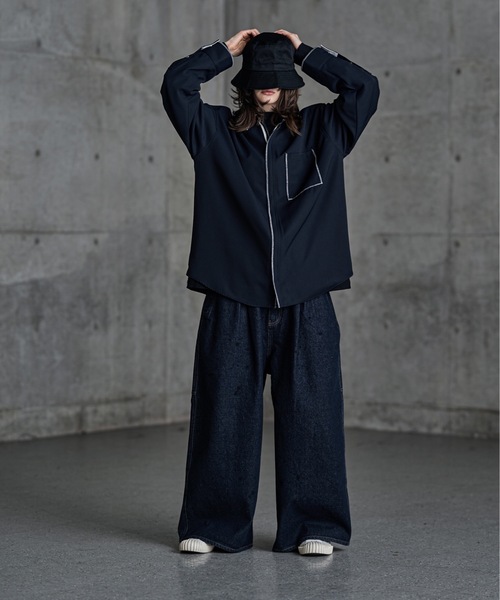 shiki tokyo(シキトウキョウ)の「Oversized Stitch Zip Shirt / オーバーサイズステッチZIPシャツ(シャツ/ブラウス・メンズ・ネイビー/ベージュ・SMALL/MEDIUM/LARGE)」の7枚目の写真