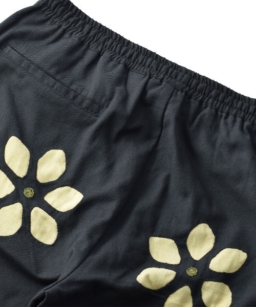 niche.（ニッチ）の「niche. TwillFlowerCutWorkEasyPants（その他パンツ・メンズ・ブラック・LARGE/MEDIUM）」の5枚目の写真