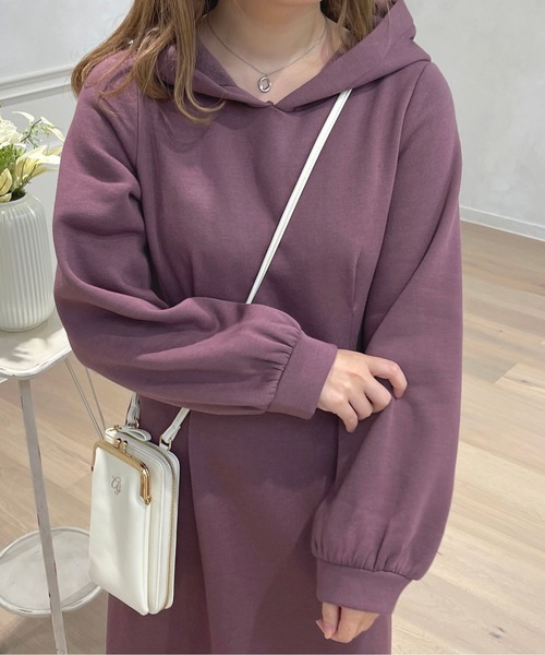 apres jour(アプレジュール)の「フード付きスウェットワンピース【ZOZOTOWN限定アイテム】(ワンピース・レディース・ピンク/ラベンダー/アイボリー/杢グレー・フリー/X-LARGE)」の6枚目の写真