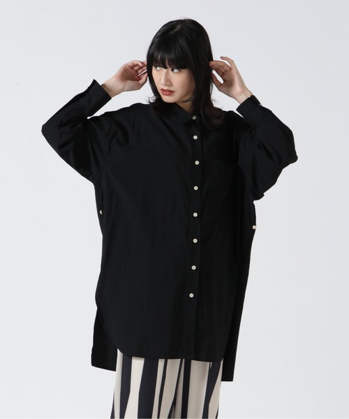 DROIT BELLO（ドロイトベロ）の「DROIT BELLO（ドロイトベロ）ウエストベルトシャツ（シャツ/ブラウス・レディース・ブラック/ホワイト・F）」の2枚目の写真