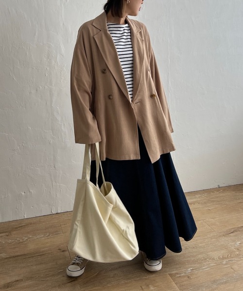 LBC(エルビーシー)の「【セットアップ対応】レーヨン麻ダブルジャケットコート(テーラードジャケット・レディース・ベージュ/ネイビー・M)」の11枚目の写真