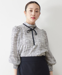 TIARA ティアラ　タイルプリントハイネックフリルブラウス　美品　フリー　F TIARA ティアラ タイルプリントハイネックフリルブラウス 美品