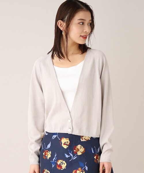 UNTITLED（アンタイトル）の「◆【すっきり見え】深Vネックカーディガン（カーディガン/ボレロ・レディース・グレー系/ネイビー/ホワイト/ダークブラウン・00/02/48/44/04）」の2枚目の写真
