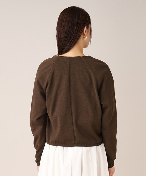 UNTITLED（アンタイトル）の「◆【すっきり見え】深Vネックカーディガン（カーディガン/ボレロ・レディース・グレー系/ネイビー/ホワイト/ダークブラウン・00/02/48/44/04）」の8枚目の写真