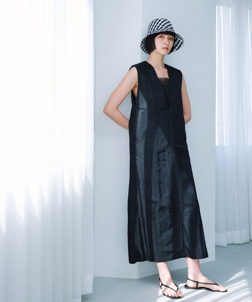 ADAM ET ROPE'（アダムエロペ）の「【定番人気】スクエアストラップビーチサンダル（サンダル・レディース・キャメル/ブラック・24.0cm/23.5cm/24.5cm/23.0cm）」の19枚目の写真