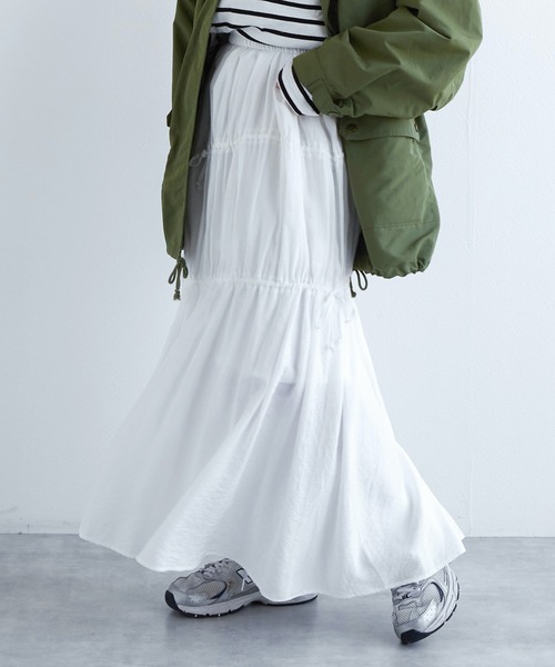 w closet（ダブルクローゼット）の「ドロストギャザースカート（スカート・レディース・オフホワイト/ブルー/ミント・FREE）」の8枚目の写真