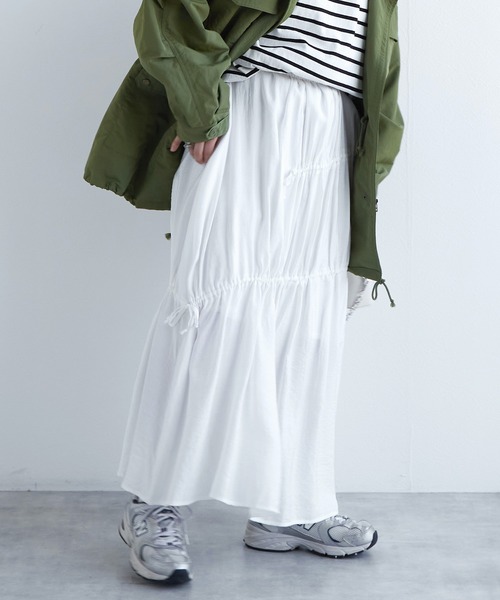 w closet（ダブルクローゼット）の「ドロストギャザースカート（スカート・レディース・オフホワイト/ブルー/ミント・FREE）」の9枚目の写真
