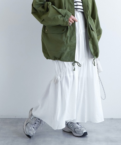 w closet（ダブルクローゼット）の「ドロストギャザースカート（スカート・レディース・オフホワイト/ブルー/ミント・FREE）」の14枚目の写真