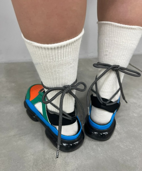 WHO'S WHO gallery（フーズフーギャラリー）の「デザインスニーカー（スニーカー・レディース・ブラック/シルバー/グリーン・MEDIUM/LARGE）」の7枚目の写真