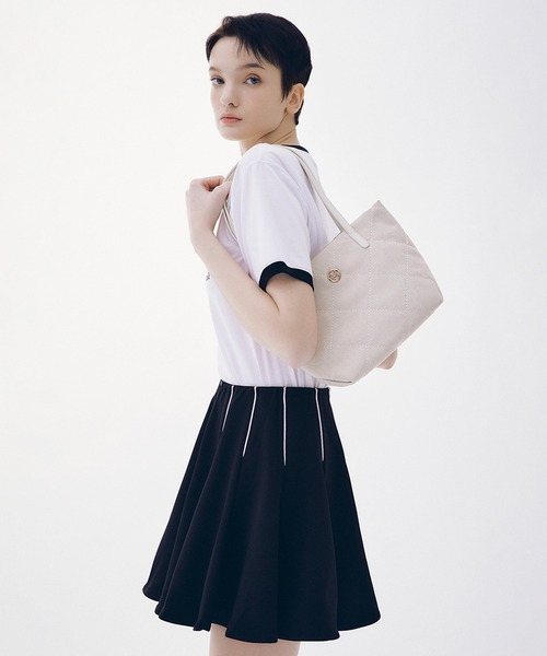 METROCITY（メトロシティ）の「(オンライン専用) ラルゴバッグ(Largo Bag) ダイヤ キルティング S ホーボーバッグ（トートバッグ・レディース・ブラック/アイボリー・FREE）」の17枚目の写真